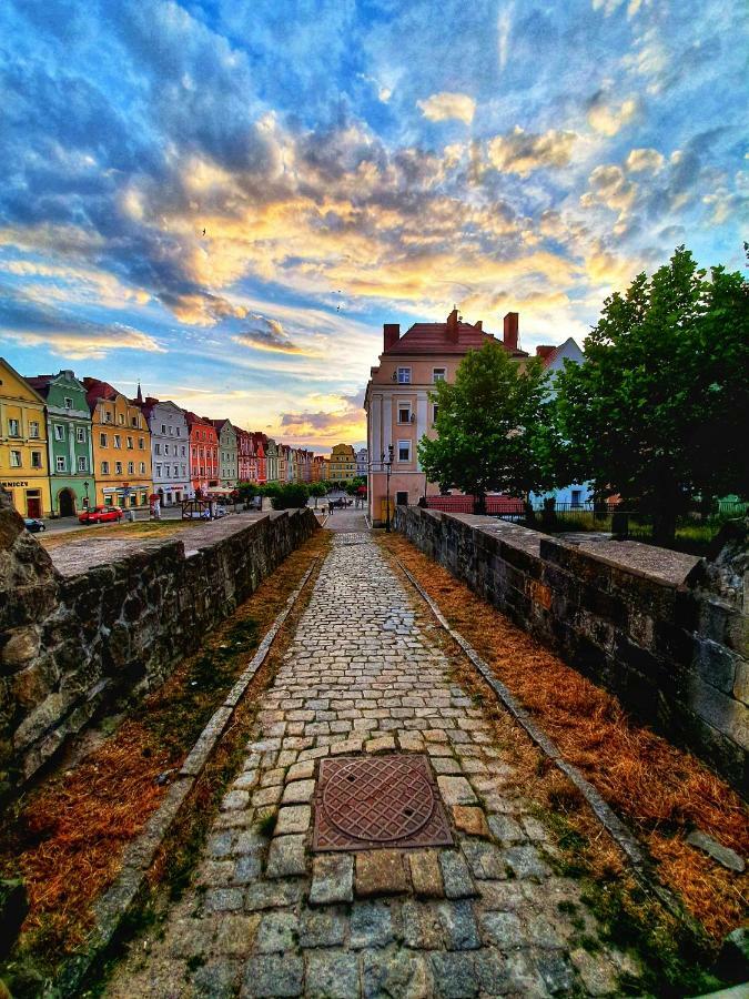 Apartamenty Przy Ratuszu Boleslawiec  Exterior foto